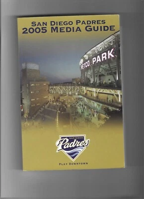 2005 San Diego Padres MLB Media/Press/Radio guide BEAUTIFUL Trevor Hoffman - Image 1 of 3