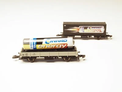 98058 Marklin Z-scale Flat and Container Car Set, "Conrad Energy"battery promo - Image 1 of 3
