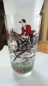 Vintage Hunt Scene TUMBLER Hunter Riding House, Dog, Fox Chase - Picture 1 of 4