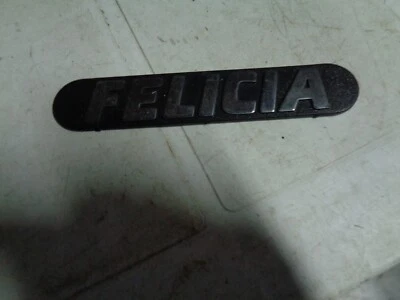 M8084 XX - SCRITTA LOGO STEMMA EMBLEM EMBLEMA FREGIO SKODA FELICIA - Imagen 1 de 2