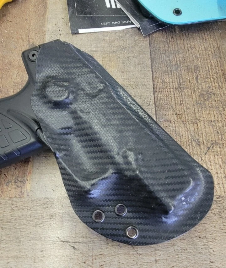  Taurus Judge 4510 3 inch Magnum 3 inch barrel  PADDLE HOLSTER Kydex Holster  - Image 1 of 4