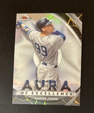 2022 Finest Aura of Excellence Black/Gold #AE-AJ Aaron Judge - New York Yankees
