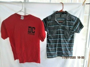2 JUNGEN SHIRTS GRÖSSE SMALL DISTORTION GILDAN MARKEN EUC KURZARM - Bild 1 von 5