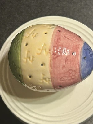 Nora Fleming RETIRADO Huevo de Pascua a Rayas Mini Iniciales en Relieve NF Foto 1 de 3