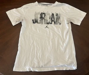 Michael Jordan Graphic Tee Boys XL (13-15 YRS) - Picture 1 of 5