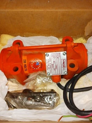 NUEVO VIBRADOR ELÉCTRICO VIBCO 2P-150 230 VAC 3 FASES 3450 RPM Foto 1 de 4