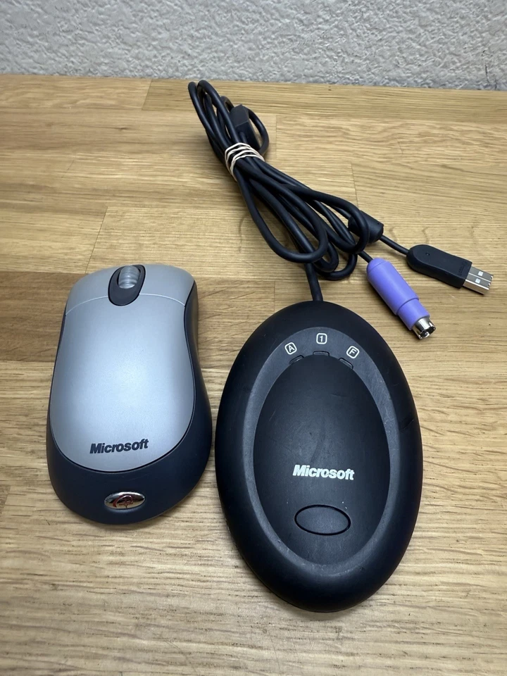 Microsoft Wireless Optical Mouse Silver 91LP0177 Canada 210 Receiver 1.0A Works - Image 1 of 4