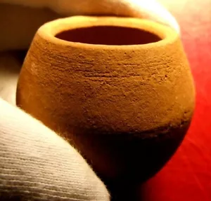 Vecchio Terracotta Piccolo Vaso A Identificare - Bild 1 von 6