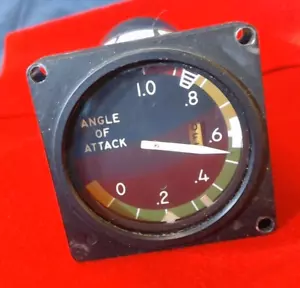 Teledyne Avionics Angle Of Attack Indicator PN SLZ9534-2 - Picture 1 of 6