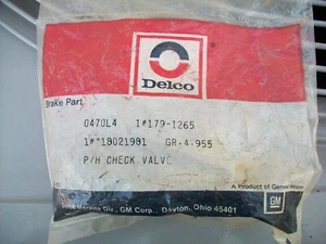 1964-1974 Chevrolet Pontiac Olds Buick Brake Booster Vacuum Check Valve 18021981 - Picture 1 of 2