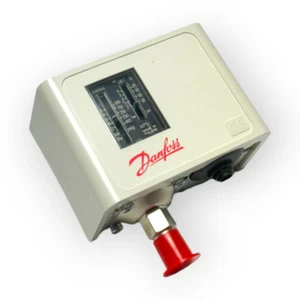 DANFOSS KP5 DRUKSCHAKELAAR DIFFERENTIEEL Ø 1/4 SAE BEREIK 8 - 32 BAR FRIGO GROEP - Picture 1 of 1