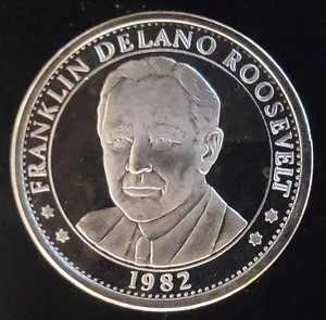 1982 Franklin Delano Roosevelt FDR 100th An President-0.999 Silver 1 Oz Art Coin - Picture 1 of 2