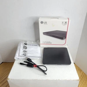 LG Ultra Slim Portable DVD Writer Compatible w/ Windows & Mac SP80NB60 TESTED - Afbeelding 1 van 7