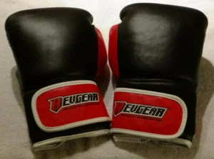 RevGear Boxing Gloves Black & Red Pro Gear For Pro Fighters - Picture 1 of 5