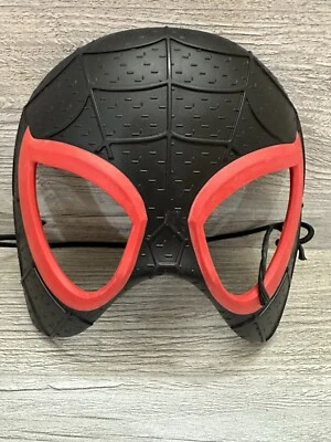 Máscara de Halloween Marvel Spiderman Into The Spiderverse Black Spiderman *Detalhes* - Imagem 1 de 4