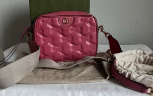 Gucci Zip Kameratasche GG Matelasse Leder klein - Bild 1 von 24