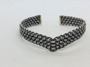 Vintage Sterling Silver Basket Weave Chevron Shaped Cuff Bangle Hefty 27gms - Picture 1 of 12