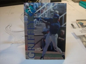 1995 PKK Products Ken Griffey Jr. #7 - Ken Griffey Jr. - Seattle Mariners 95-035 - Picture 1 of 2