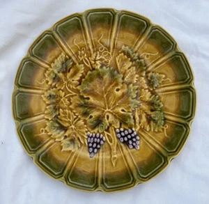 Majolica Vtg PV France Golden Leaves And Purple Grapes Salad Dessert Plate 7.5" - Picture 1 of 3