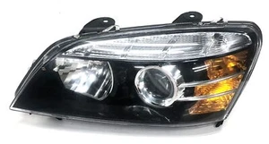 GM Driver Side Headlamp Assembly Chipped Amber Lens 92245554 (5554U) NOS - Bild 1 von 13