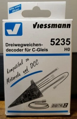 Viessmann HO Scale Decoder for C-Track, 3-way #5235 NISP - Image 1 of 3