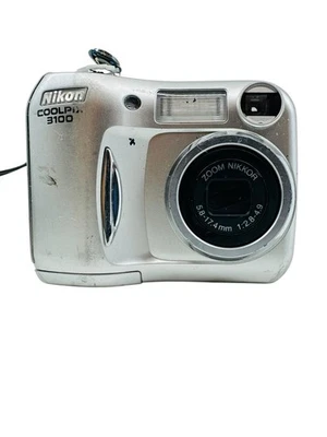 Nikon COOLPIX E3100 3100 3.2MP Digital Camera WORKS/READ DESCRIPTION TT408 - Image 1 of 4