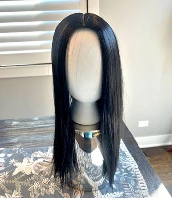 Clip de peinado Candela para mujer de 16 pulgadas negro azabache de seda negro Foto 1 de 4