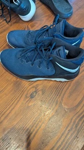 High Top Basketball Shoes XL Nike Men - Picture 1 of 5
