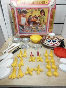 Vint 1967 Incredible Edibles by Mattel - Incomplete - STILL WORKS! Extra Pieces - Picture 1 of 24
