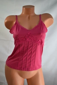 LATINA (M) Camisole Top Magenta PINK Pinch Pleat Crochet Applique Lace Stretch  - Picture 1 of 6