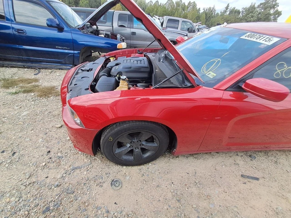 Dodge Charger 2013 conductor guardabarros izquierdo rojo OEM usado 4 puertas SED camioneta local solamente Foto 1 de 3