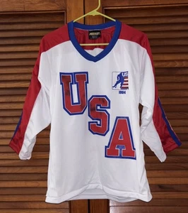 CAMISETA PROMOCIONAL VINTAGE CHOCK FULL O'NUTS Coffee equipo de hockey de Estados Unidos 1984 talla mediana - Imagen 1 de 4