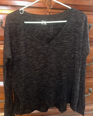 Mujer Nordstrom Z By Zella Manga Larga Cuello en V Talla M Mezcla Rayón Negro Jaspeado Foto 1 de 4