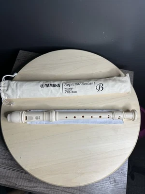 Grabadora soprano Yamaha YRS-24B con digitación barroca Foto 1 de 4