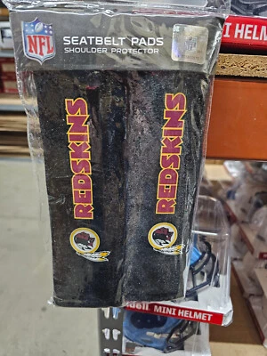 WASHINGTON REDSKINS EQUIPAJE CINTURÓN SEGURIDAD ALMOHADILLAS NUEVO JUEGO DE 2 Foto 1 de 3