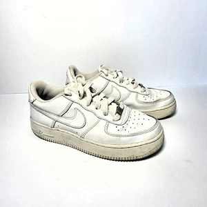 Nike White Air Force 1 Low Sneaker - Jungen UK Größe 3,5 - guter Zustand - Bild 1 von 6