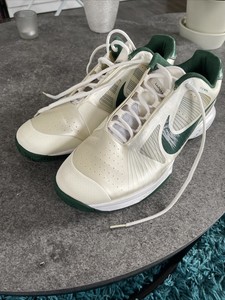 federer trainers
