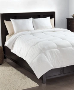 Martha Stewart White King Allergy Wise Down Alternative Stripe Comforter Hotel - Picture 1 of 4