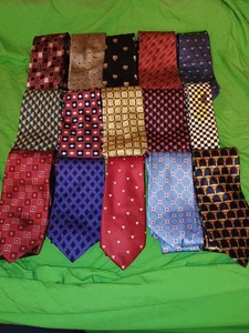Geometrische Herren Krawatten 21 Stück: Viele seltene Krawatten! - Bild 1 von 2
