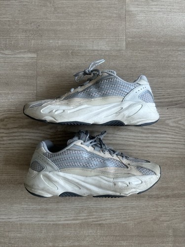 Yeezy 700 V2 crema taglia 10 5