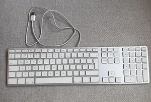 Apple A1243 Wired Usb Aluminium Numeric Keyboard Fully , Good Working Condition - Zdjęcie 1 z 5