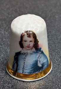 Finsbury Porzellan Fingerhut "Junge in blau" selten Vintage  - Bild 1 von 6