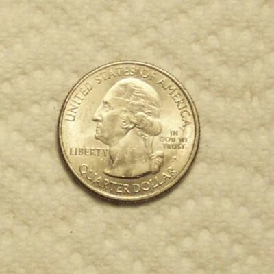 2017 P EFFIGY MOUNDS IOWA 25 CENT QUARTER/MULTIPLE ERRORS, OFF CENTER - Image 1 of 3