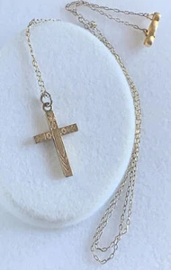 VINTAGE 1940 12K GOLD FILLED On Sterling ETCHED CROSS PENDANT 20” NECKLACE! - Picture 1 of 3
