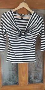 H&M Top Black Stripe Size Small Bust 32" 3/4 sleeves Ruched Boddice - Picture 1 of 4