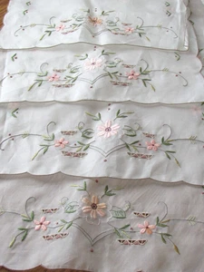 4 Vintage Embroidered Organza Floral Placements Cottage Sheer Scalloped - Picture 1 of 9