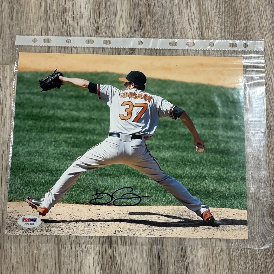Foto de béisbol 8x10 firmada automáticamente por Kevin Gausman - PSA/ADN. Toronto Blue Jays, O’s Foto 1 de 4