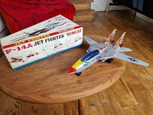 Vintage 1970 Battery Operated F-14 Tomcat Jet Fighter Tin Toy Son Ai Japan Works - Picture 1 of 10