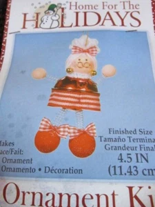 Kit de adornos de Navidad Mrs. Claus Darice Hogar para las Fiestas 4.5" Edades 8+ Campana - Imagen 1 de 4