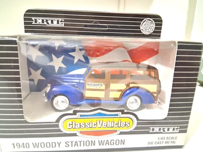 ERTL 1940 WOODY STATION WAGON SCALA 1/43 210802 - Immagine 1 di 3